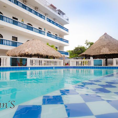 Kevin'S Tolu By Bernalo Hotels Екстер'єр фото